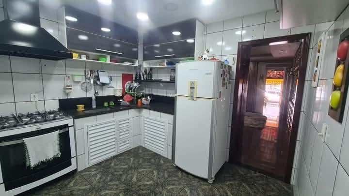 Casa à venda com 1 Quarto, Muriqui, Mangaratiba