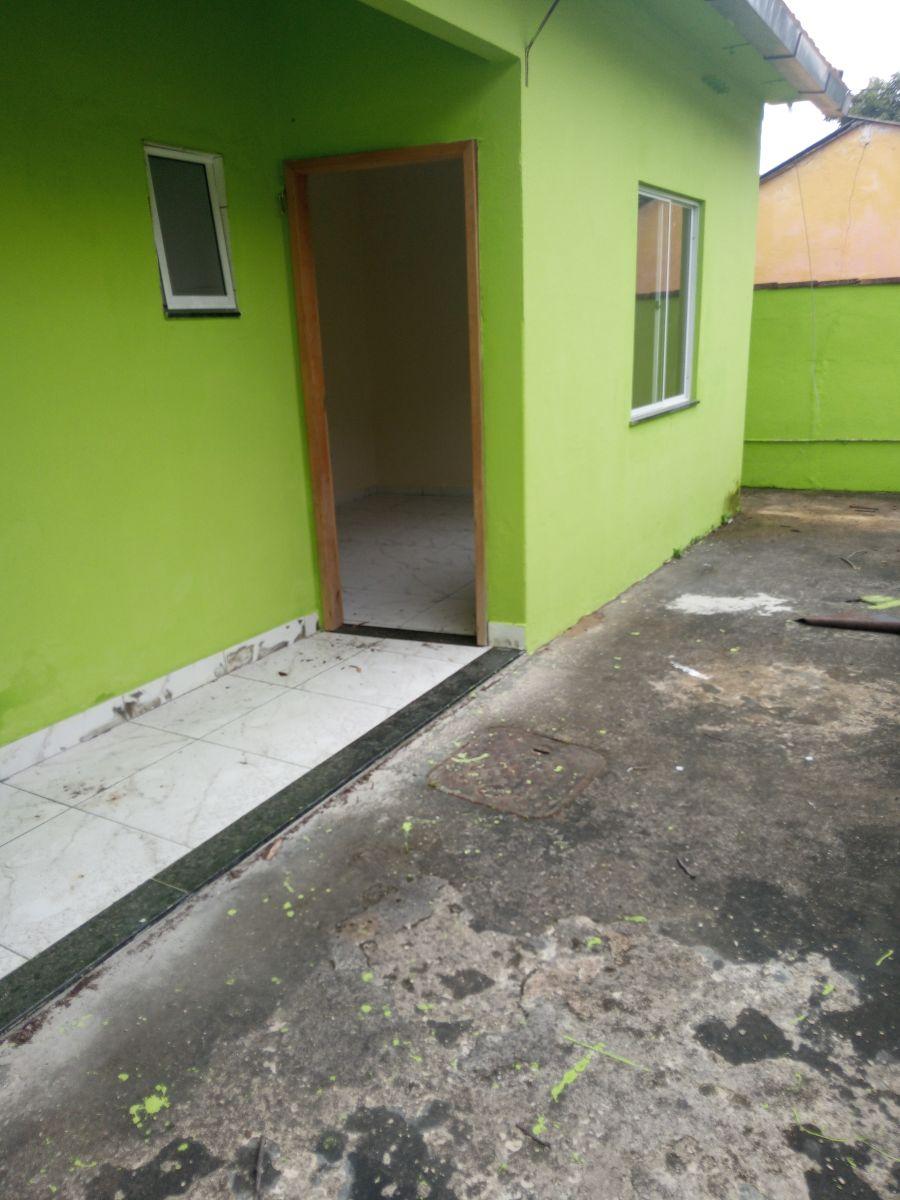 Casa à venda com 2 Quartos, Santíssimo, Rio de Janeiro